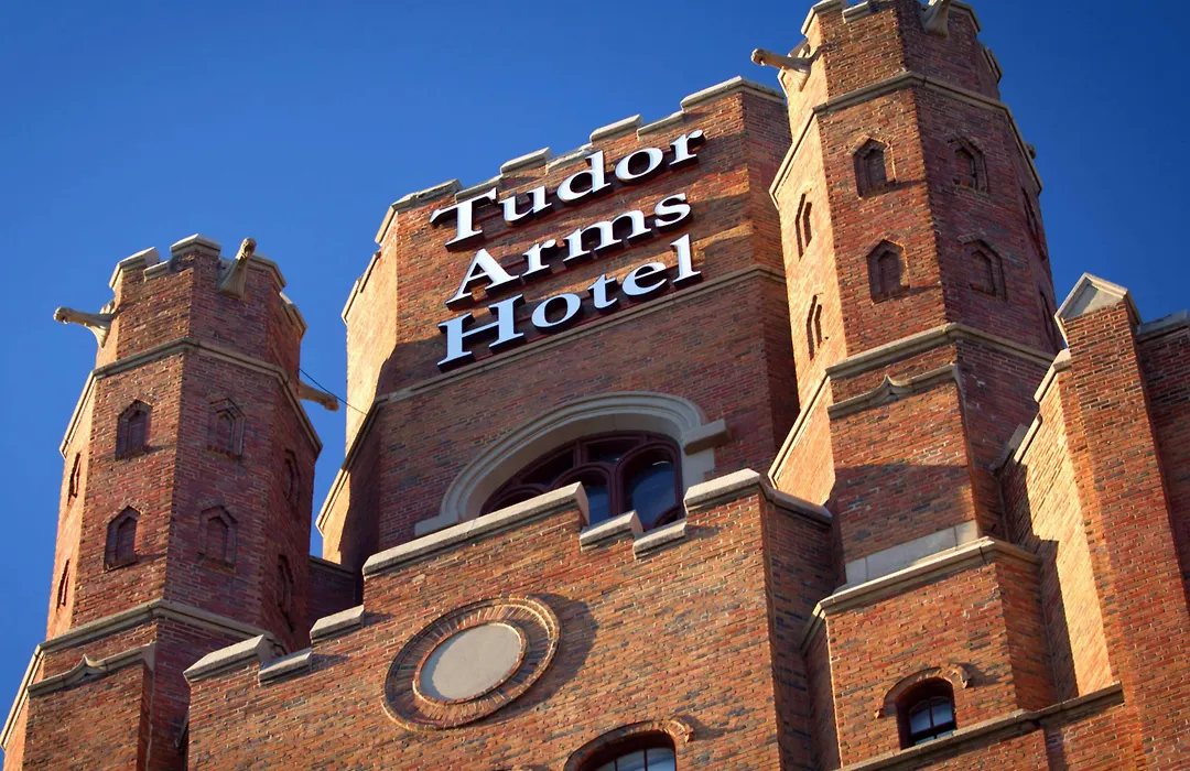 The Tudor Arms Hotel Cleveland - A Doubletree By Hilton-1